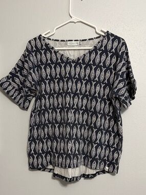 West Indies Wear Navy Fish Print Stretch Cotton V-Neck Top XS